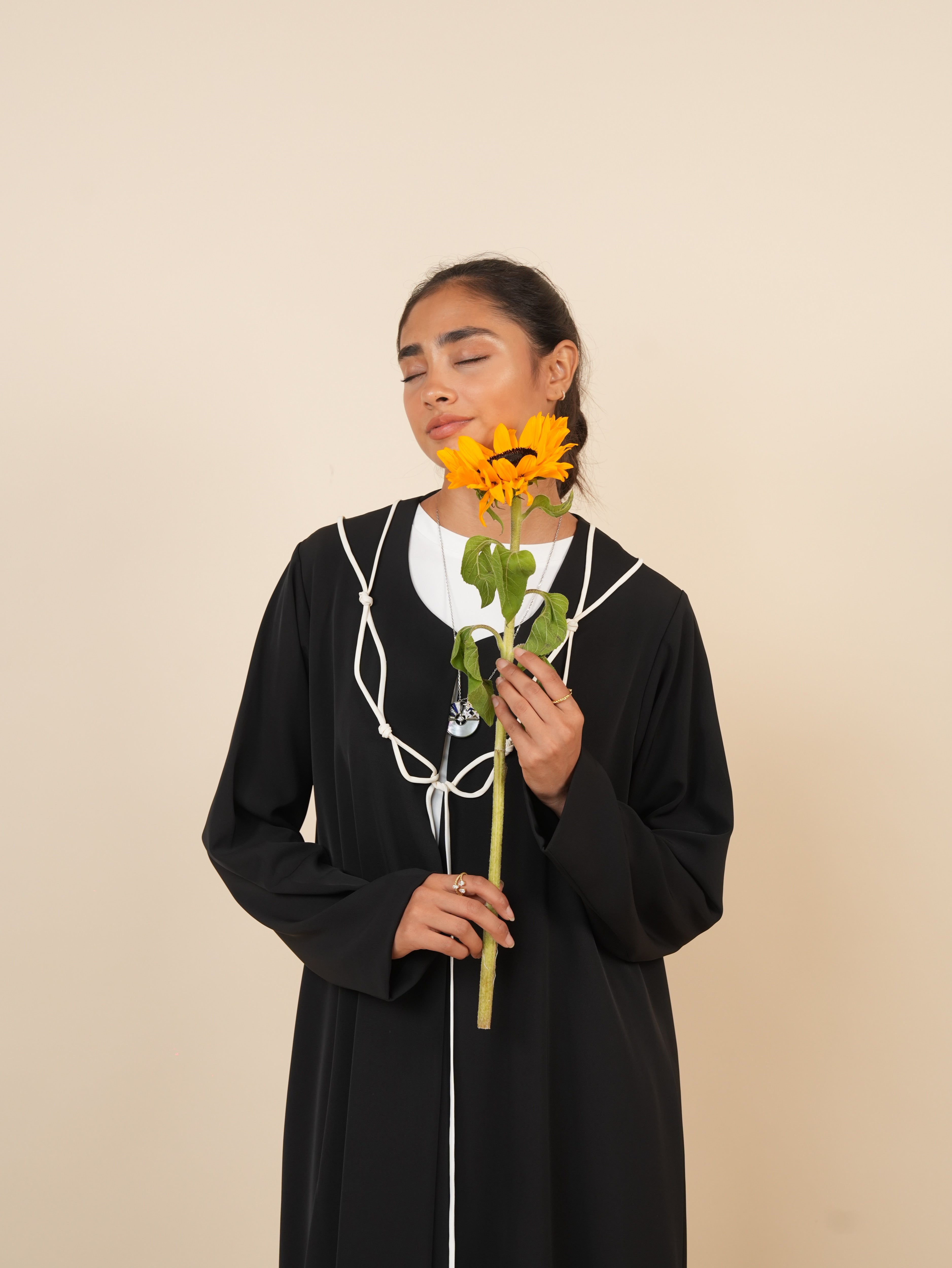 Hind - Black