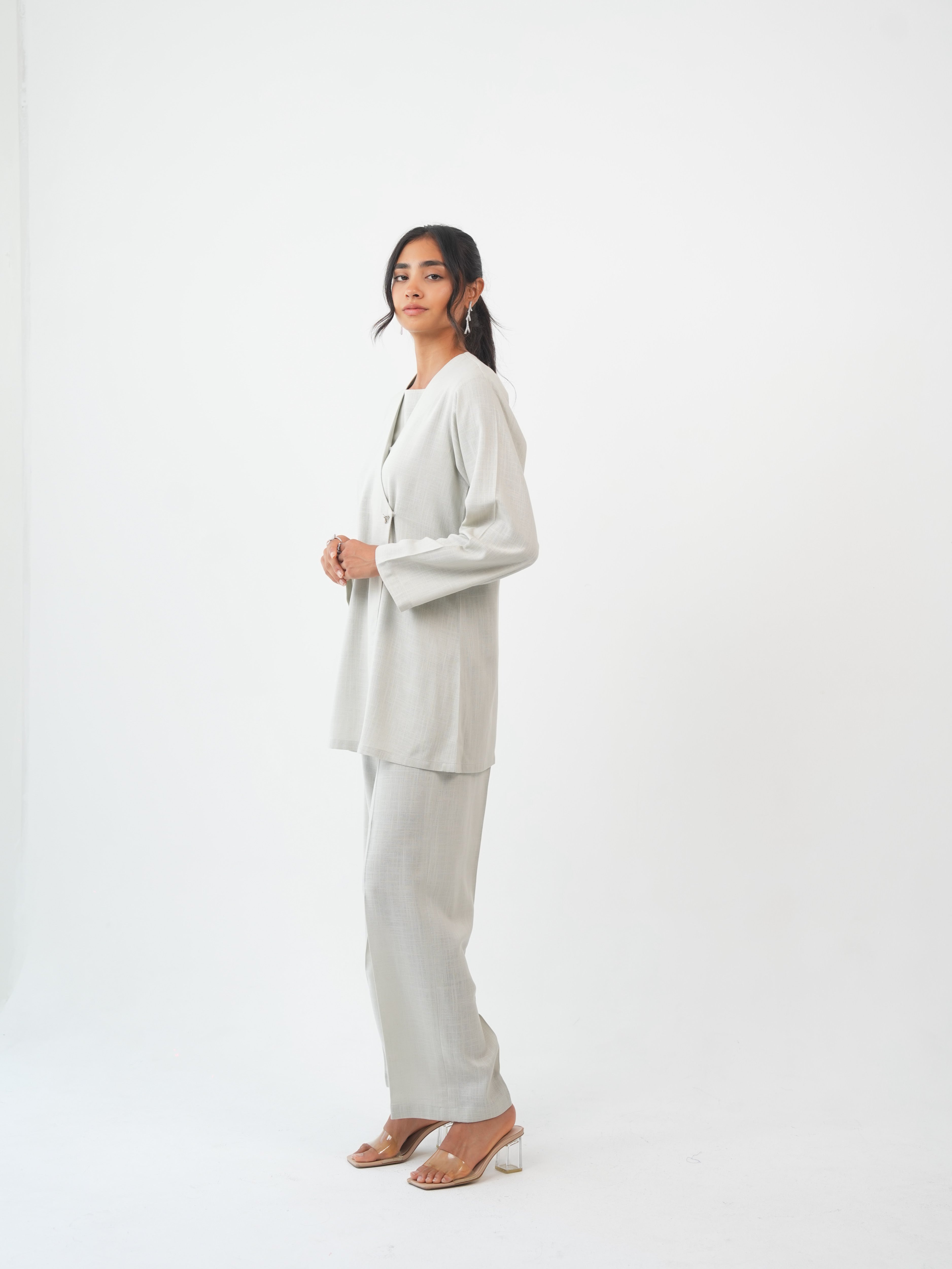 MAHA - Ivory Sand