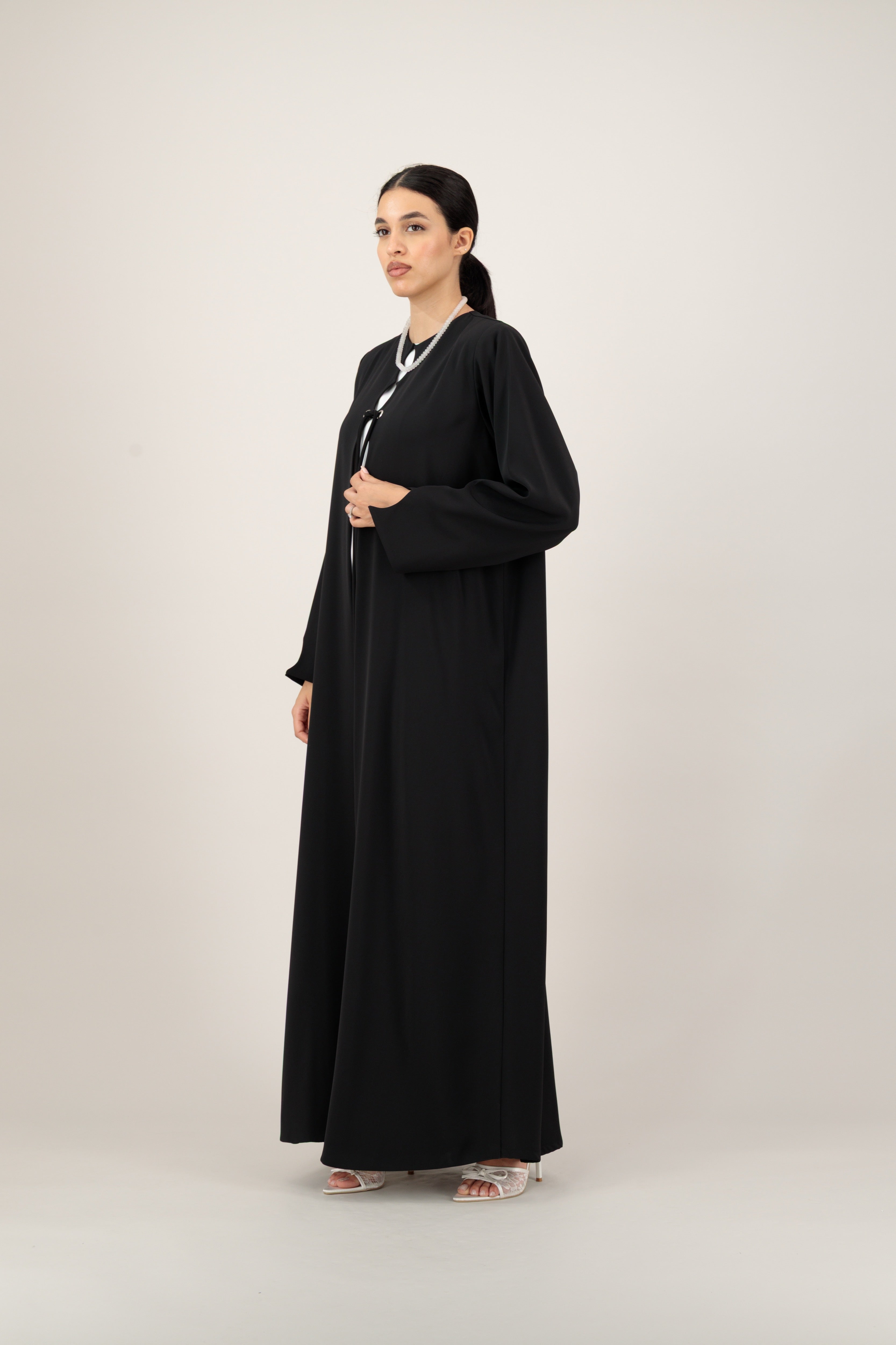 HESSA BLACK
