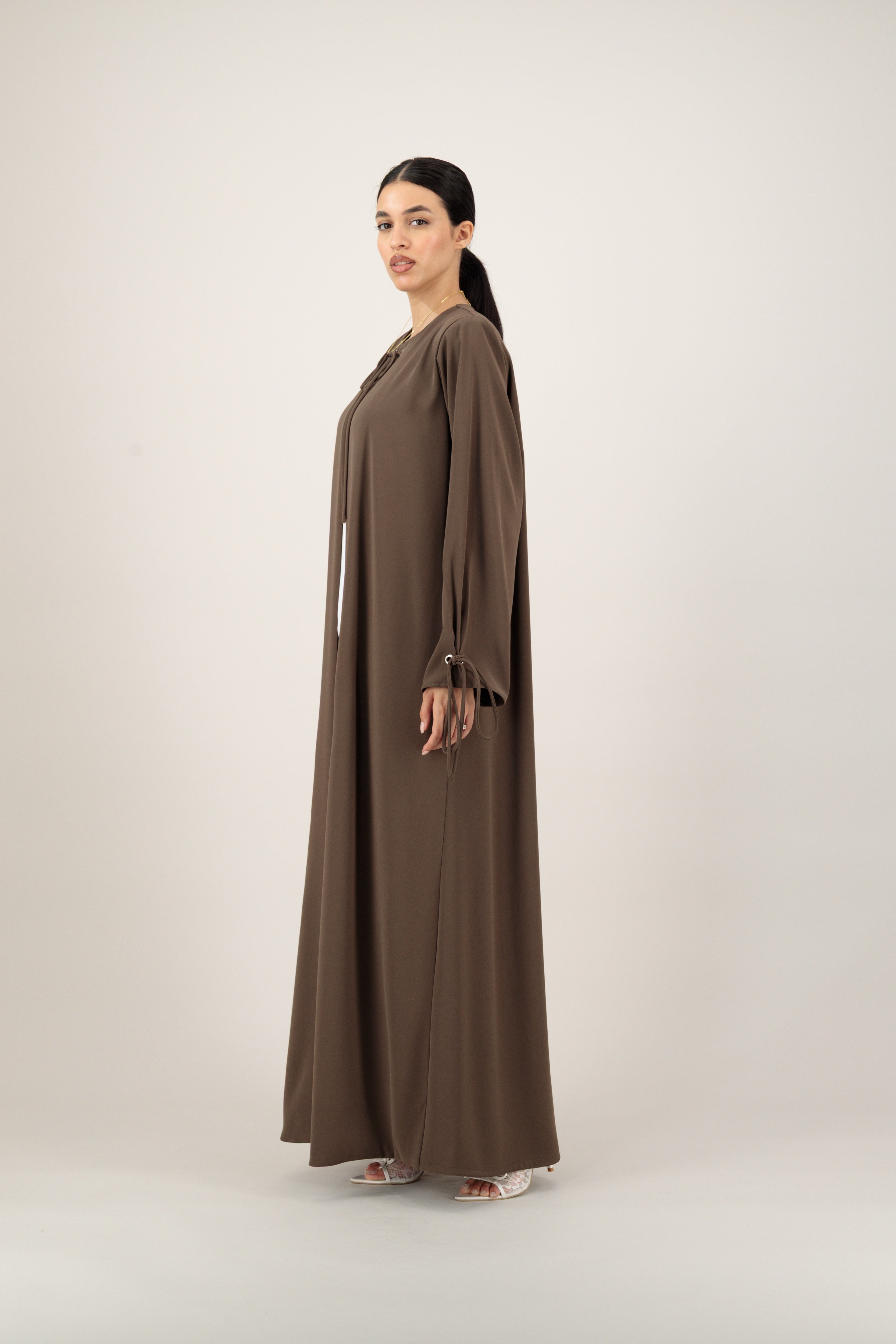 LEEN - BROWN