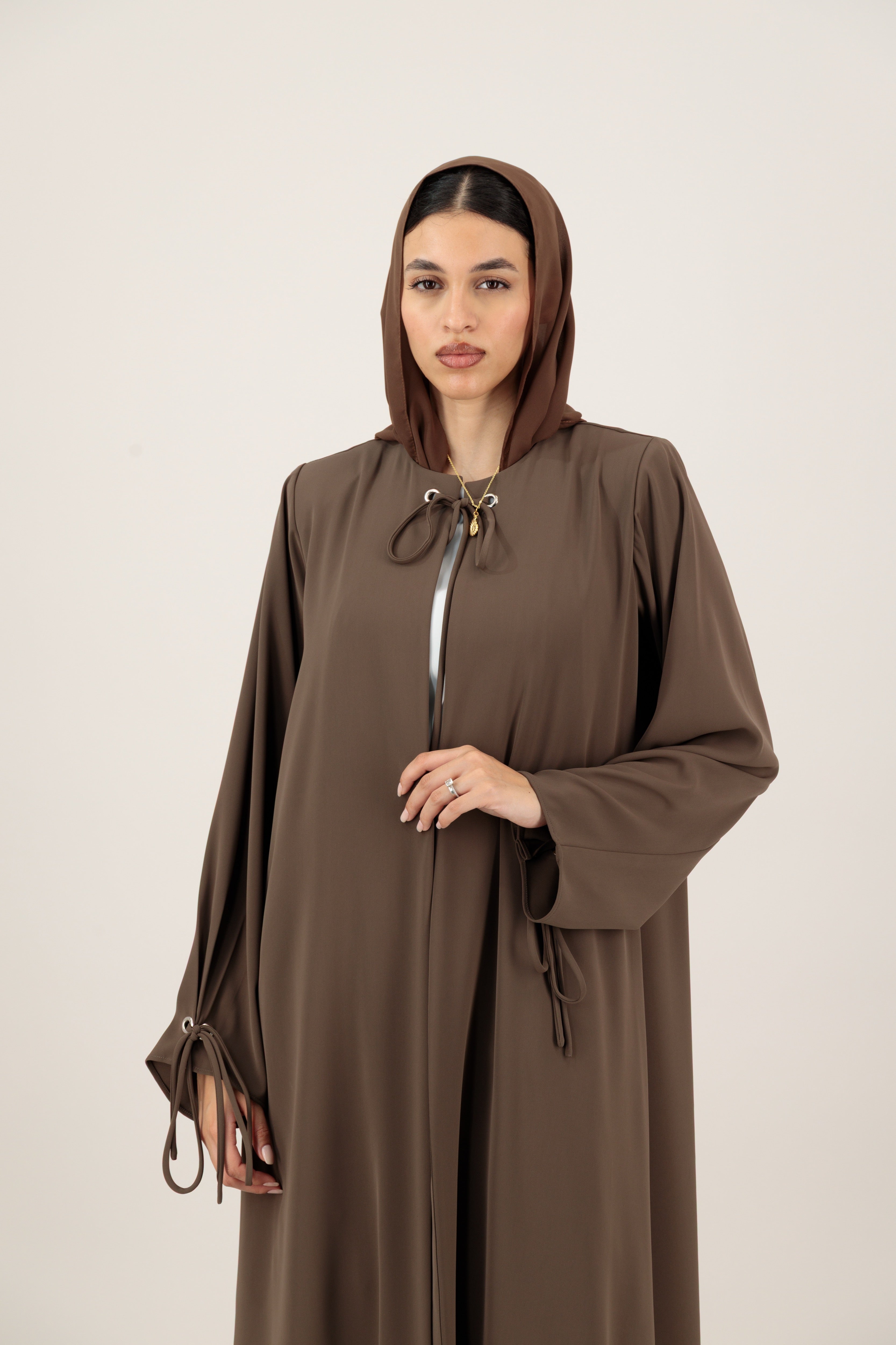 LEEN - BROWN