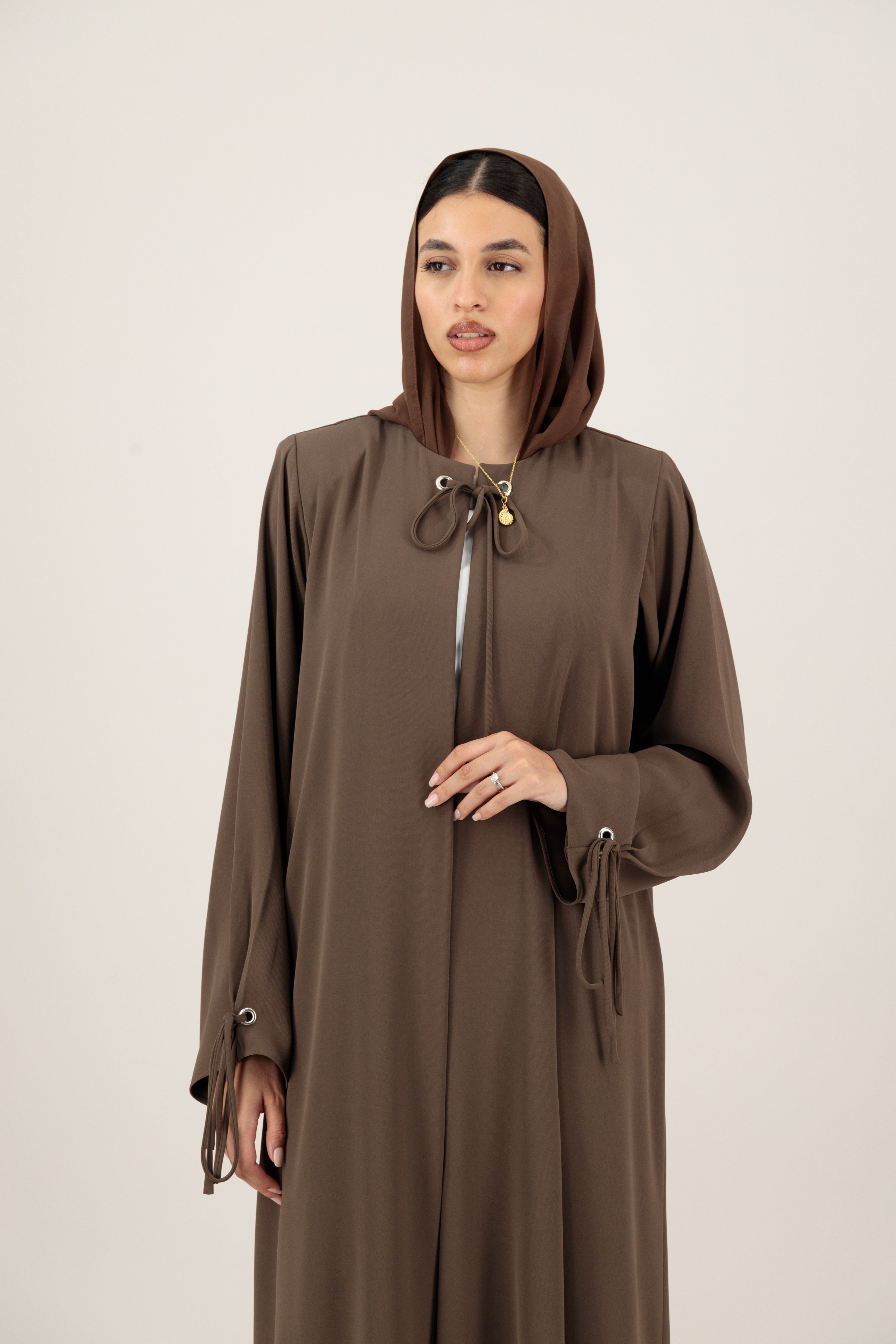 LEEN - BROWN